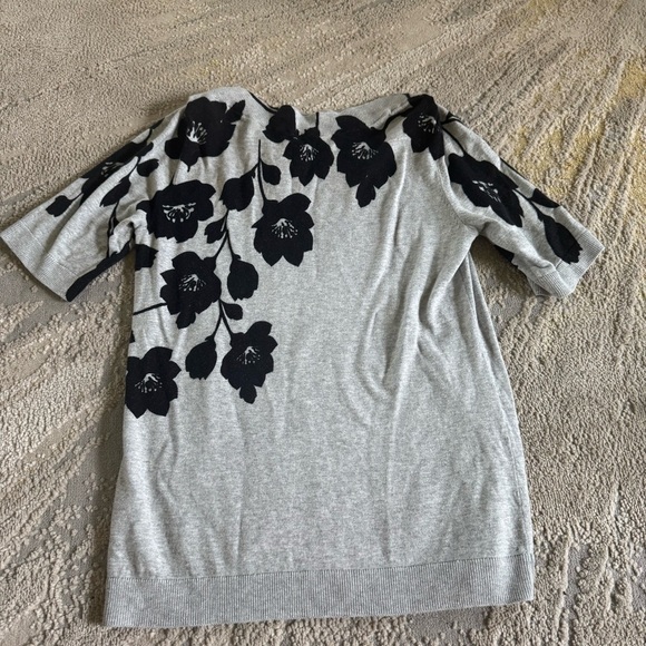 Talbots Gray Short Sleeve Sweater Boat Neck black floral XS - Picture 5 of 8